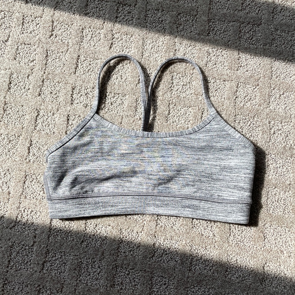 Lululemon Flow Y Bra Sz 6